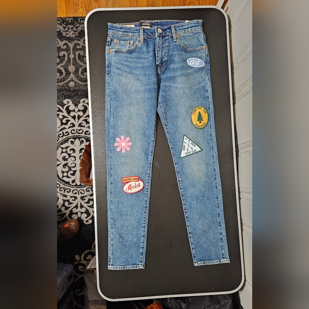 NWT  LEVIS 512 SLIM TAPER FIT Patches 5-Pocket Zip Fly JEANS Sz 29x32 MSRP $108